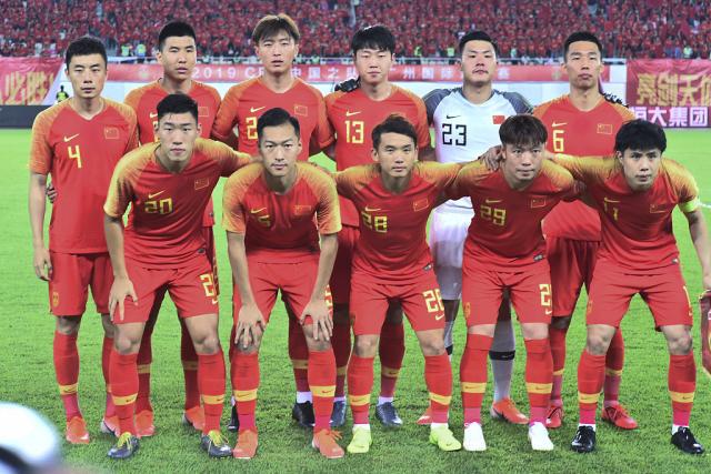 内线老将霍福德状态持续低迷，勇士究竟还要继续信任他多久？